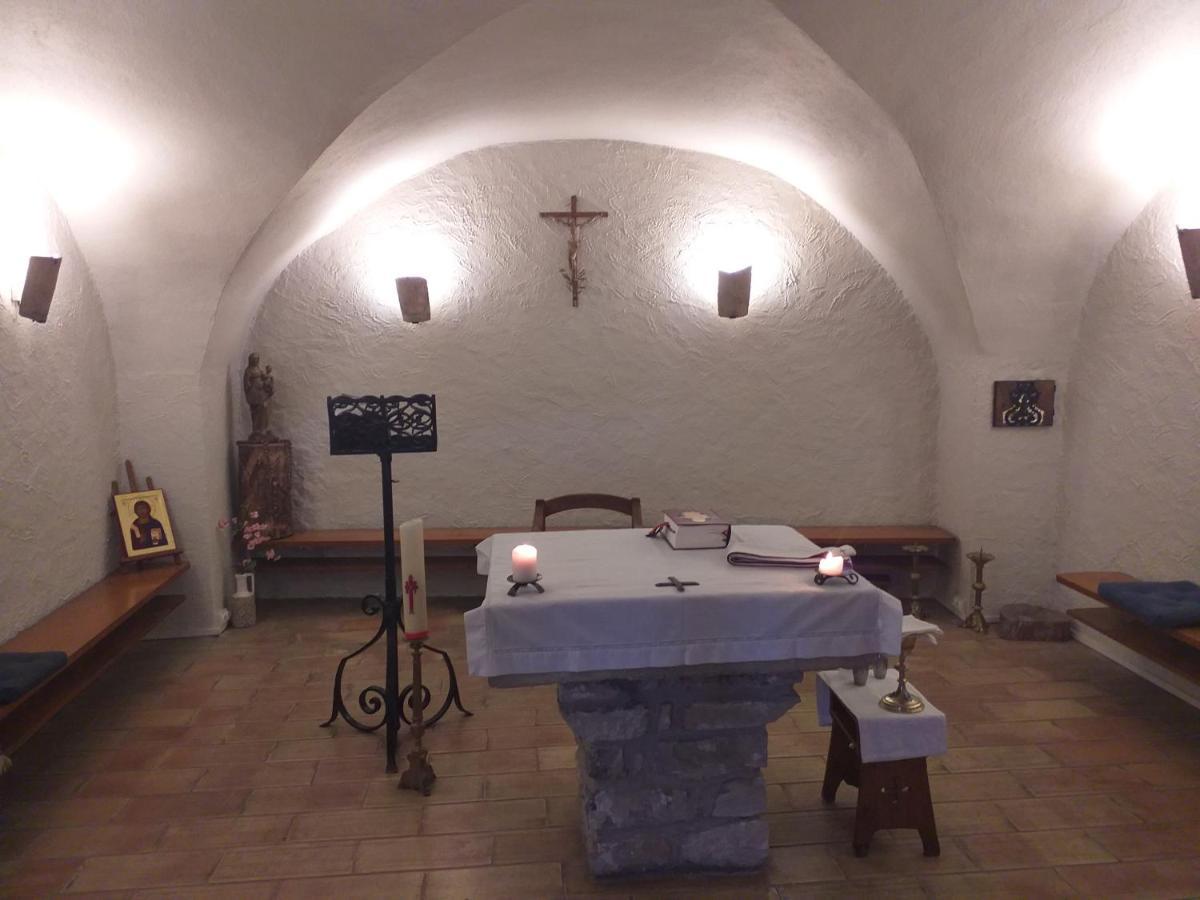 Prieure De Grignan Ξενοδοχείο Εξωτερικό φωτογραφία